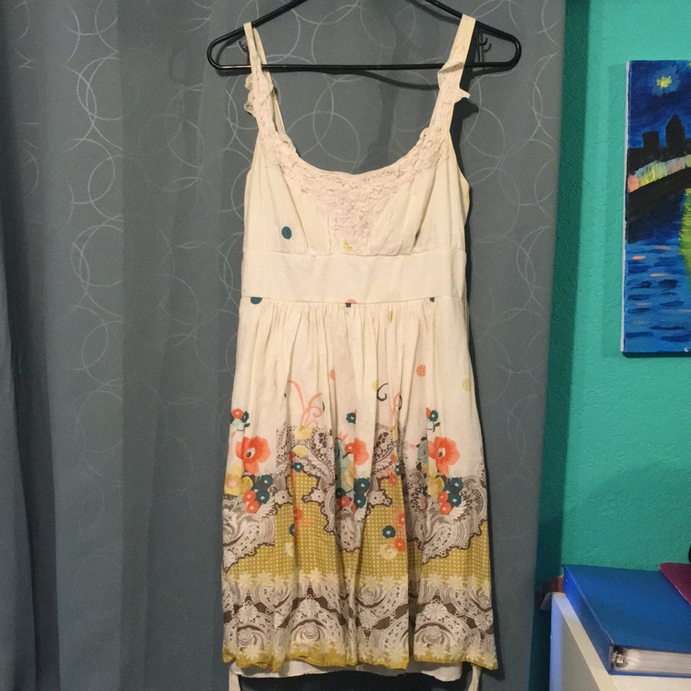 Floral beige dress